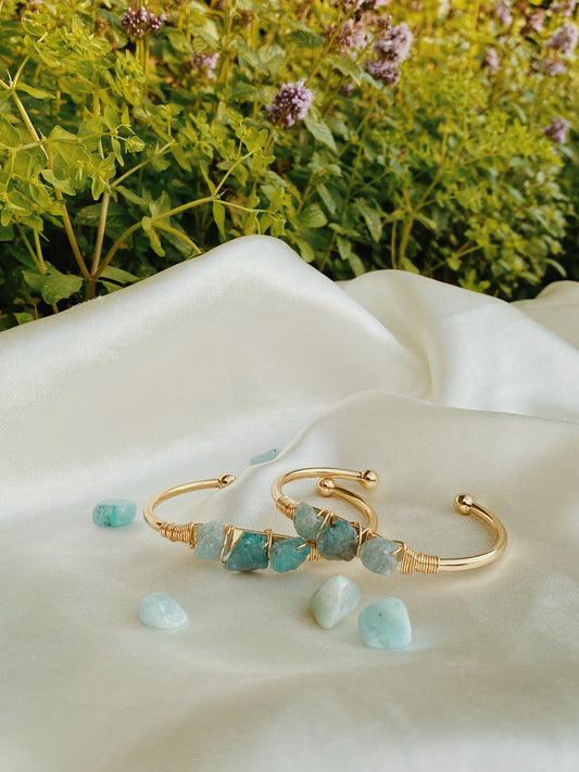 Blue Apatite Gold bracelet